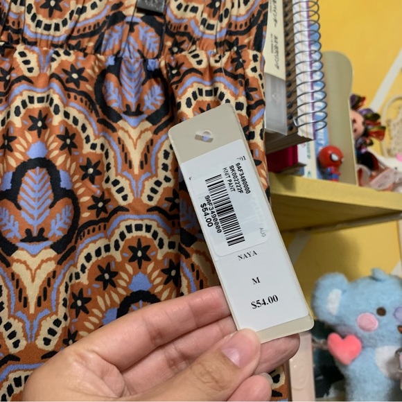 NWT Sunny Leigh Multi Print Lounge Set Size Medium - Picture 3 of 13